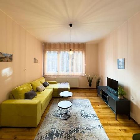 Апартаменты A Gem In The Heart Of Sofia 1Bdr Str Slavyanska Экстерьер фото