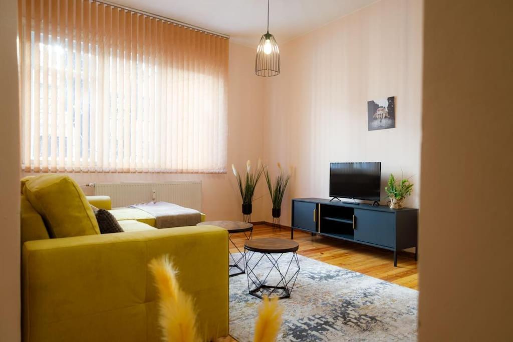 Апартаменты A Gem In The Heart Of Sofia 1Bdr Str Slavyanska Экстерьер фото